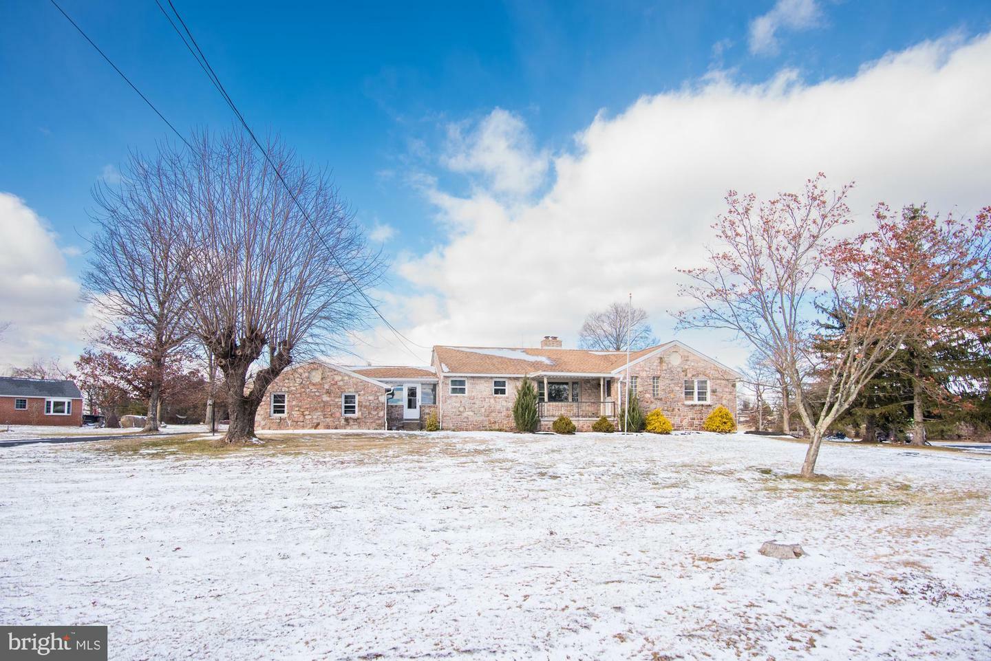 Property Photo:  2359 Hendricks Station Road  PA 19438 