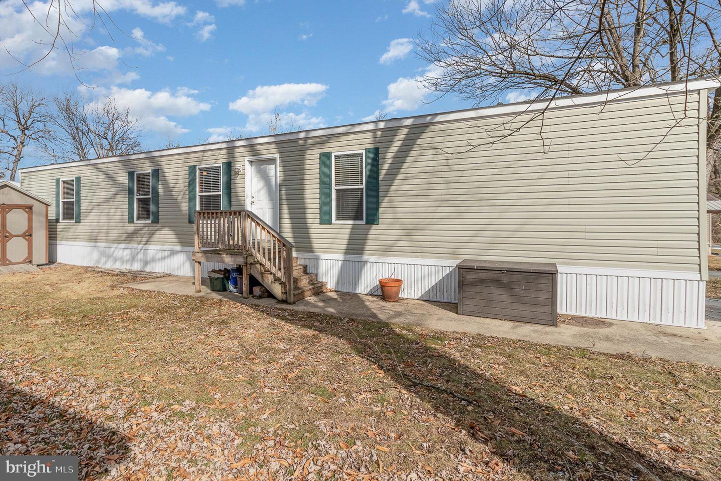 Property Photo: 527 Quail Court PA 17050