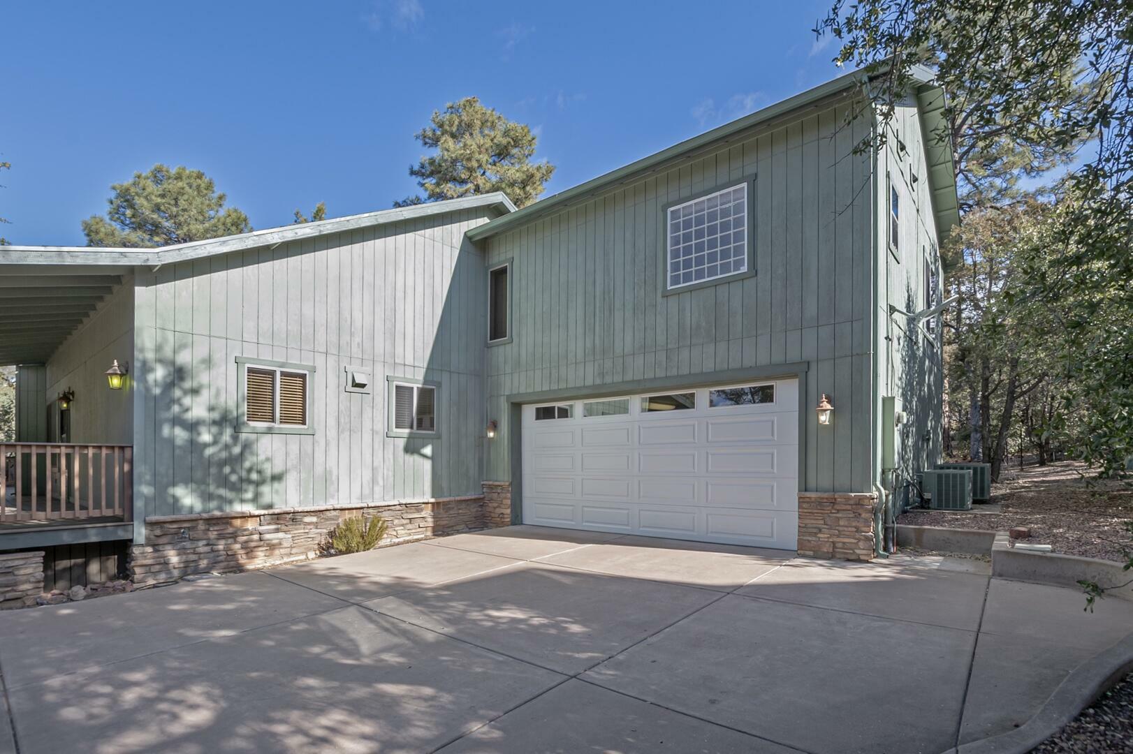 Property Photo:  507 N Manzanita Drive  AZ 85541 