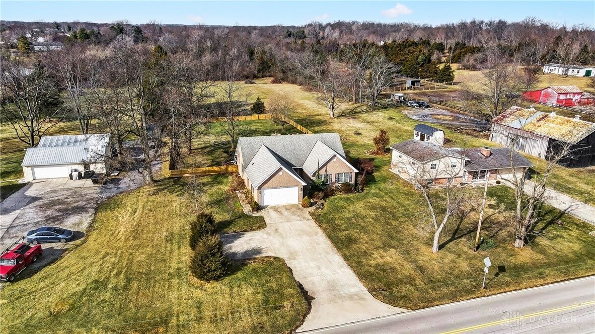 Property Photo: 7427 Middletown Germantown Road OH 45042