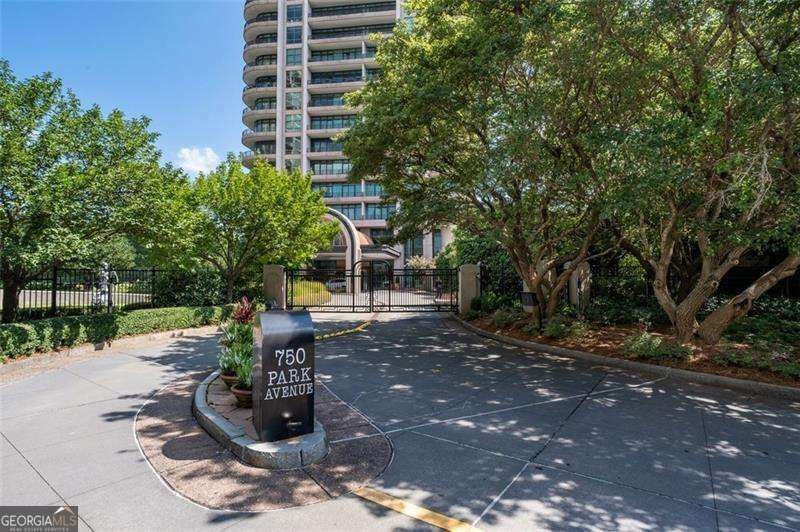 750 Park Avenue NE 21E  Atlanta GA 30326 photo