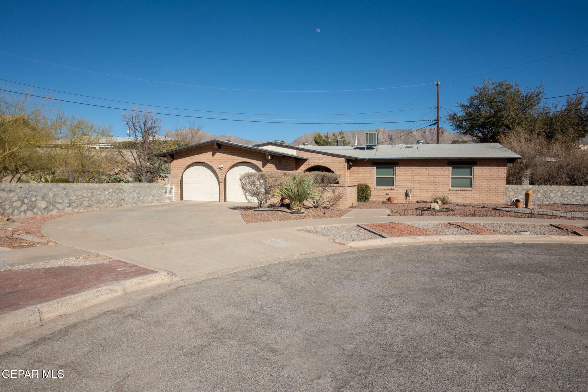 Property Photo:  735 De Leon Drive  TX 79912 