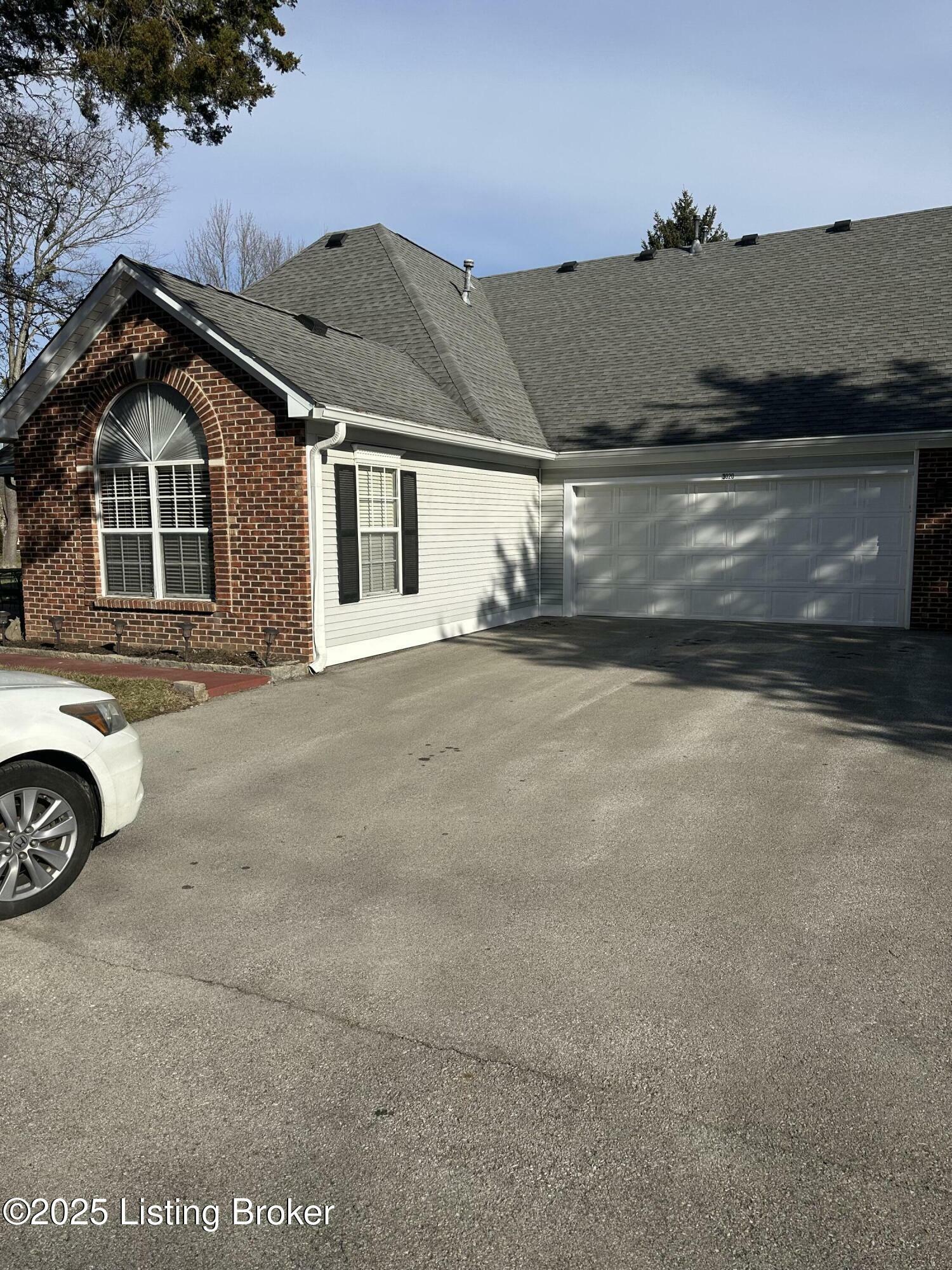 Property Photo:  3020 Parkstone Ct  KY 40241 