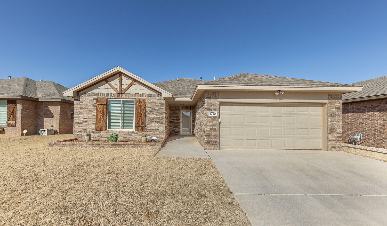 Property Photo:  1710 99th Place  TX 79423 