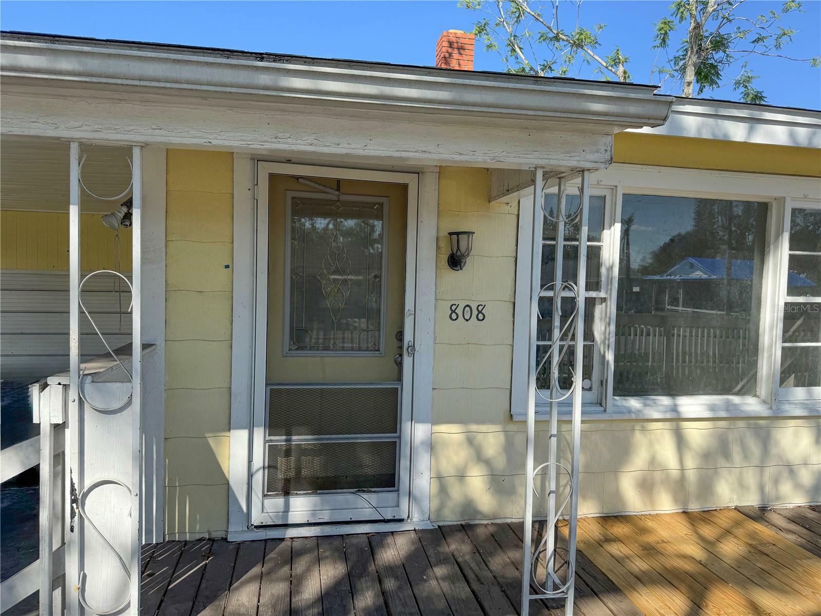 Property Photo:  808 20th Avenue W  FL 34205 
