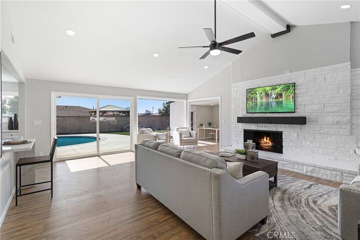 Property Photo:  9362 Russell Street  CA 90631 