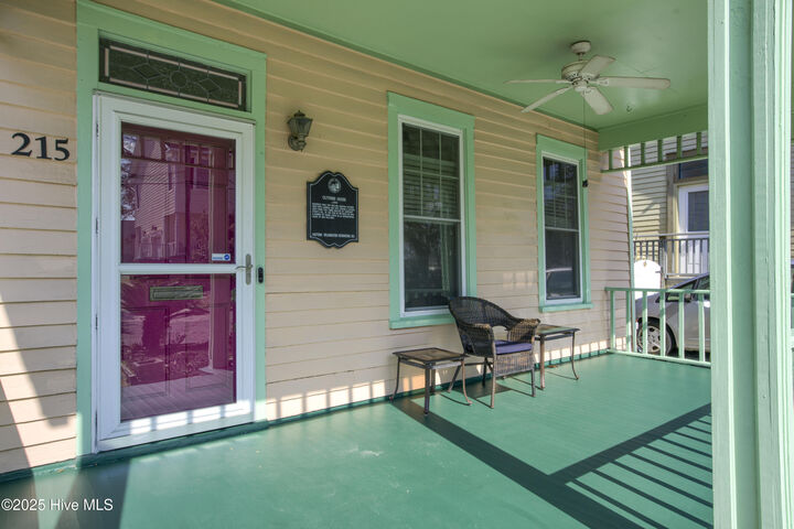 Property Photo:  215 Queen Street  NC 28401 