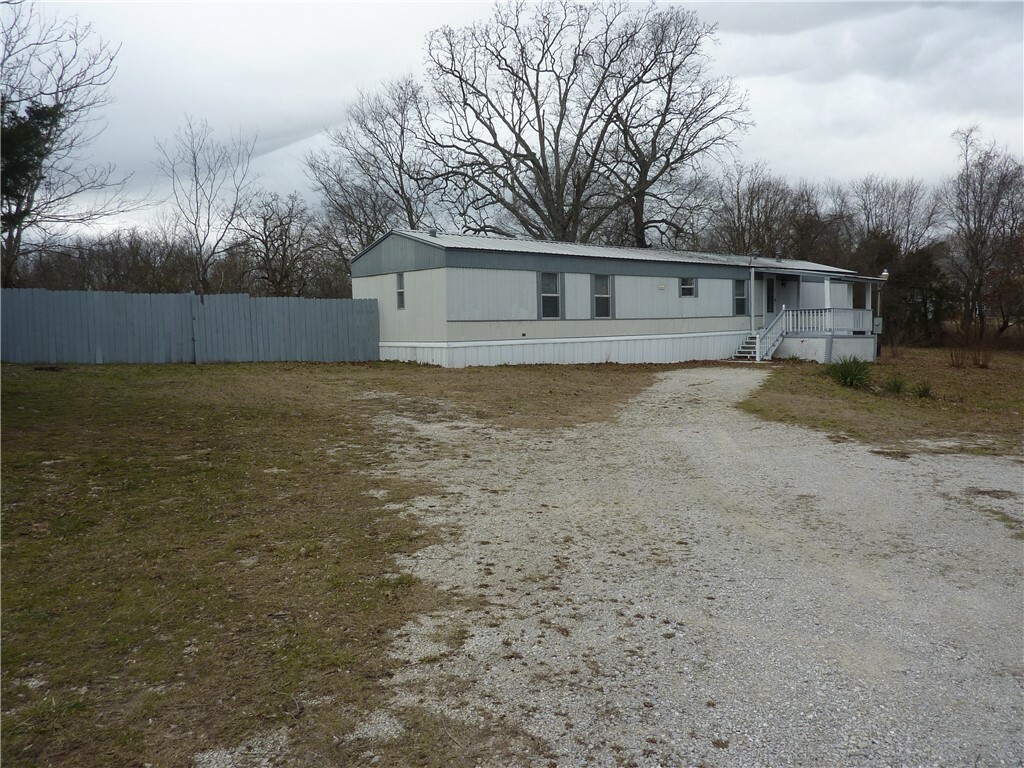 Property Photo:  5551 Estes Road  AR 72601 