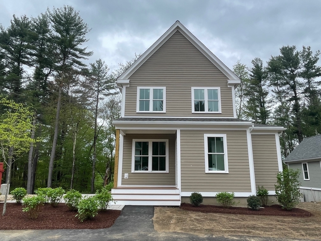 13 Kay'S Walk 13  Carlisle MA 01741 photo