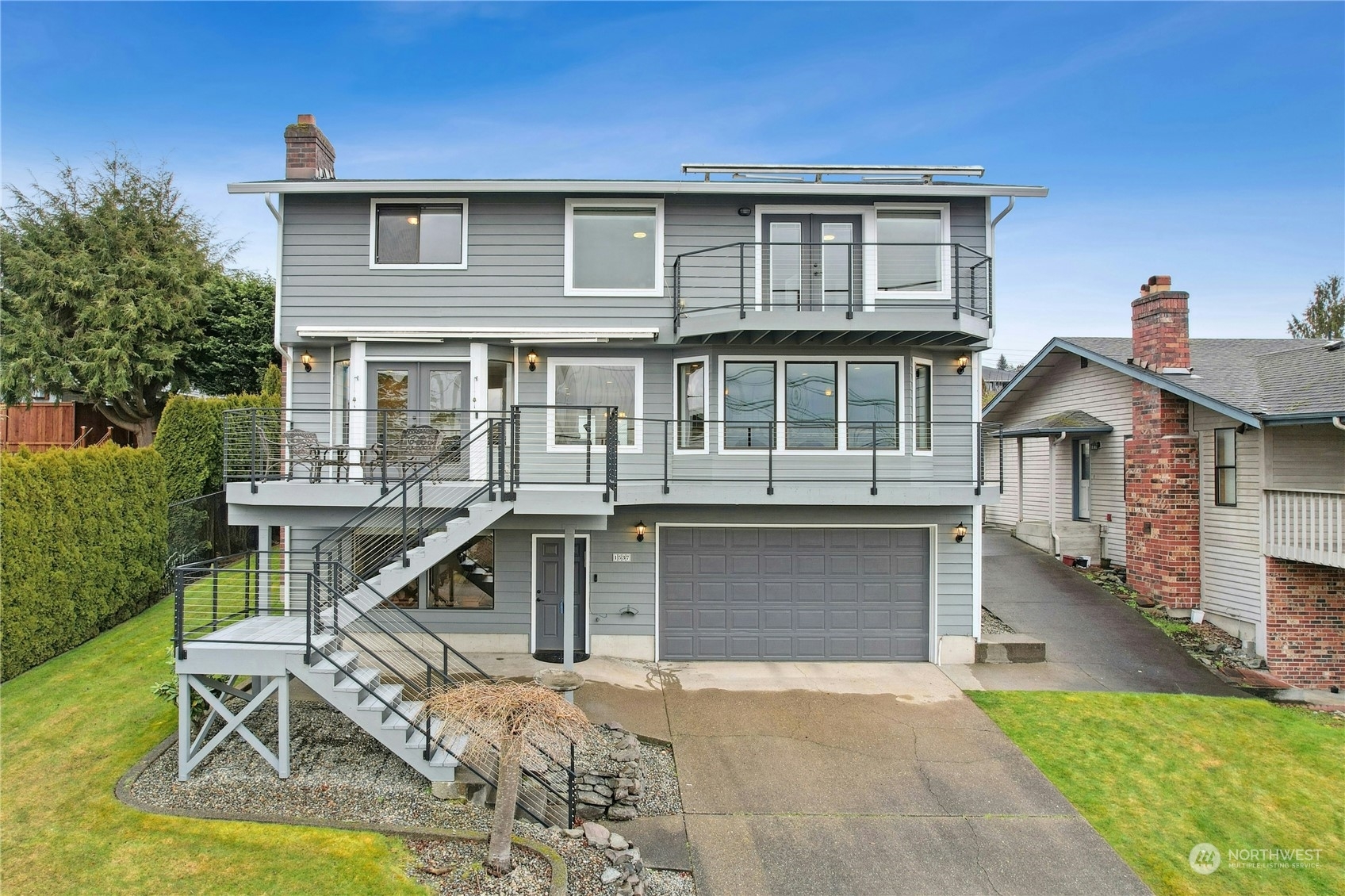 Property Photo:  1537 N Juniper Street  WA 98406 