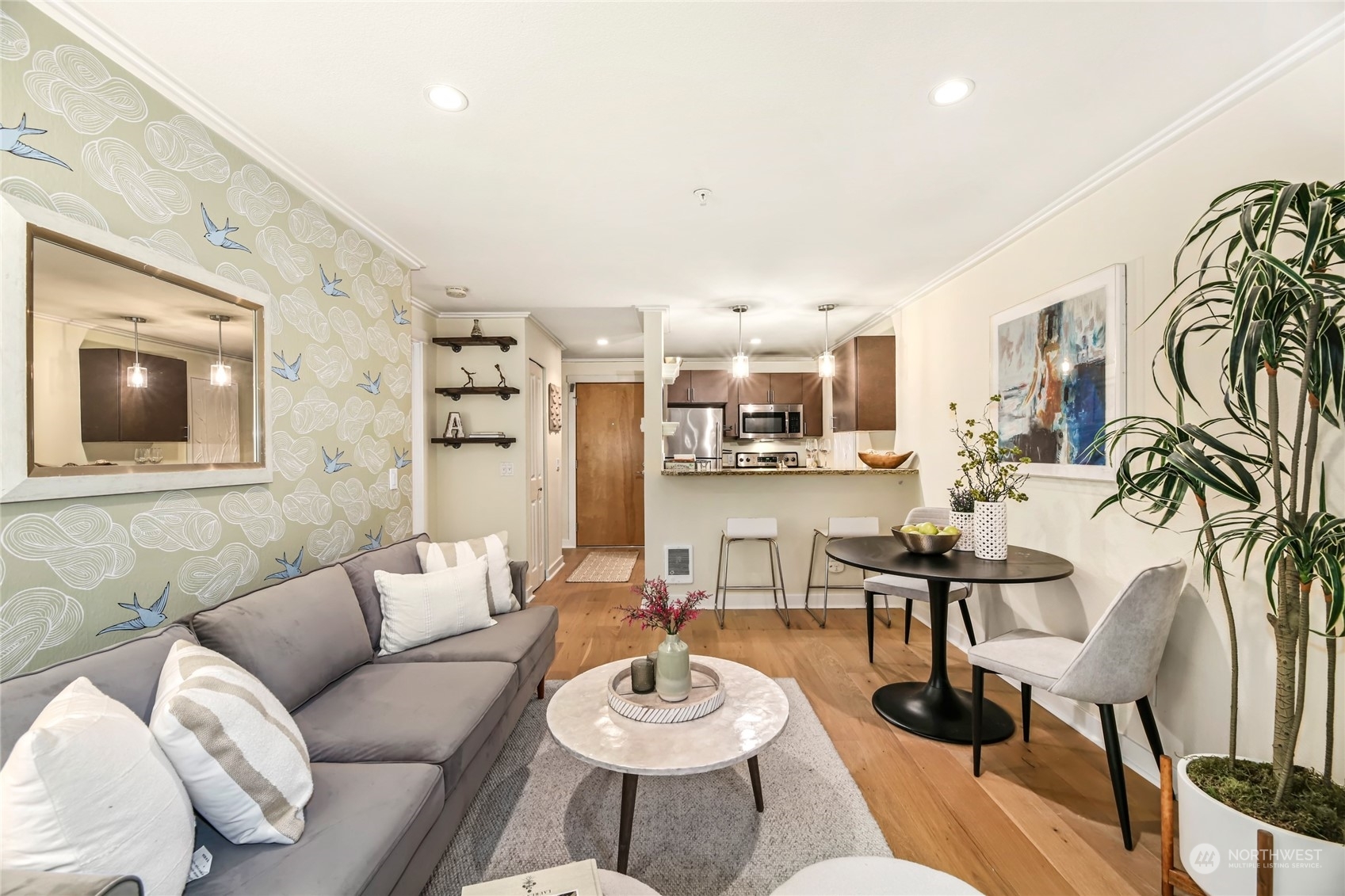 Property Photo: 626 4th Avenue W 202 WA 98119