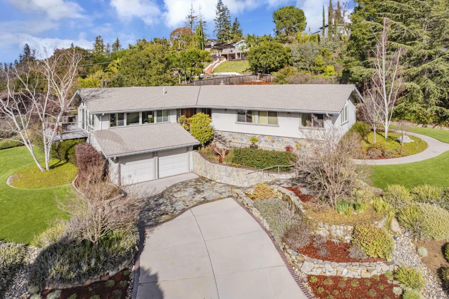 Property Photo:  252 Montclair Road  CA 95032 