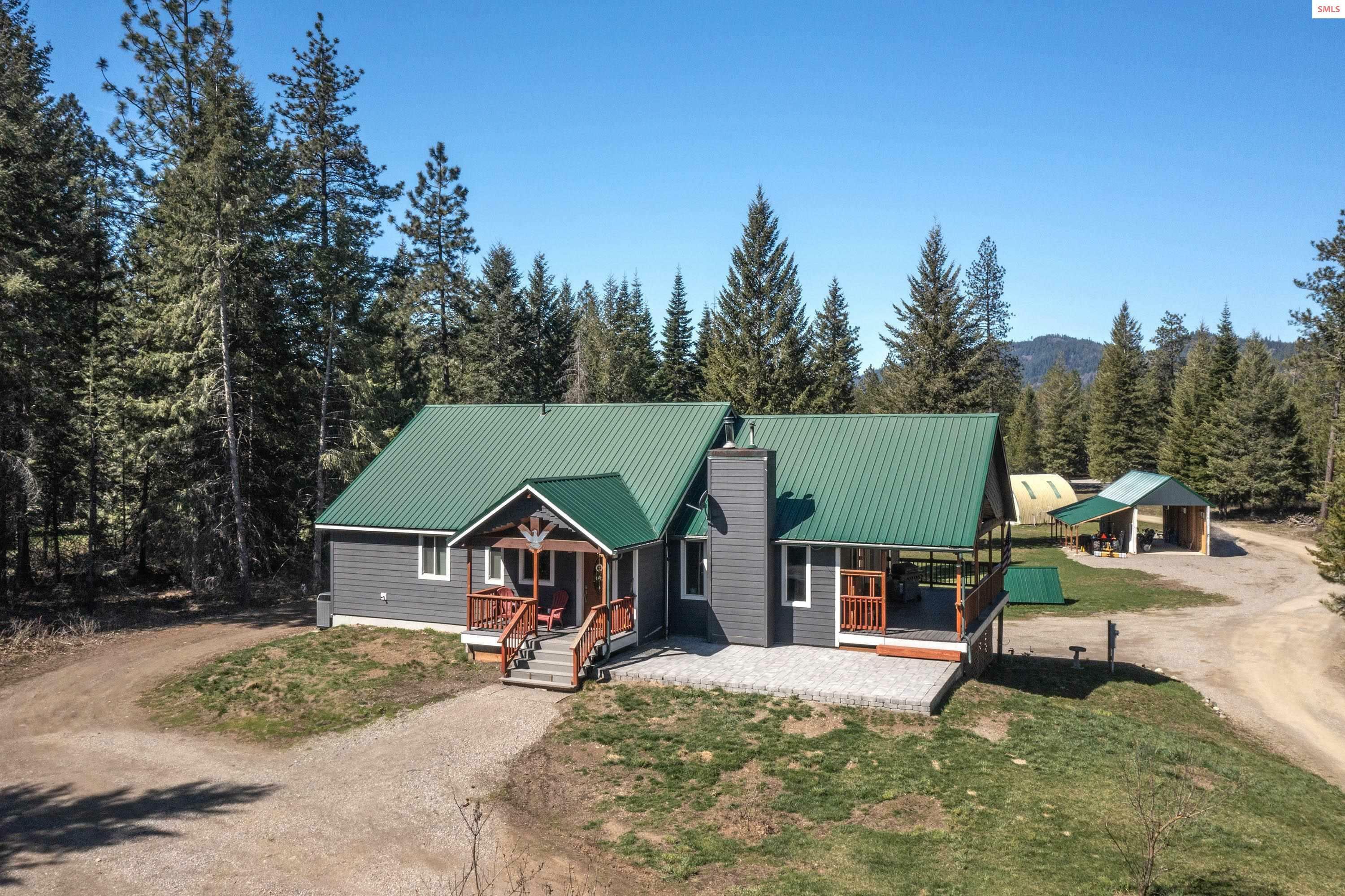 Property Photo: 4058 &Amp 4062 W Seasons Rd ID 83858