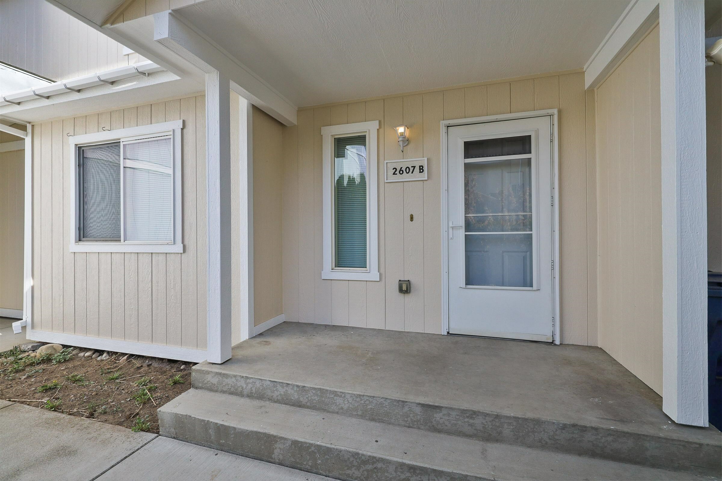 Property Photo:  2607 E Boone Ave B  WA 99202 