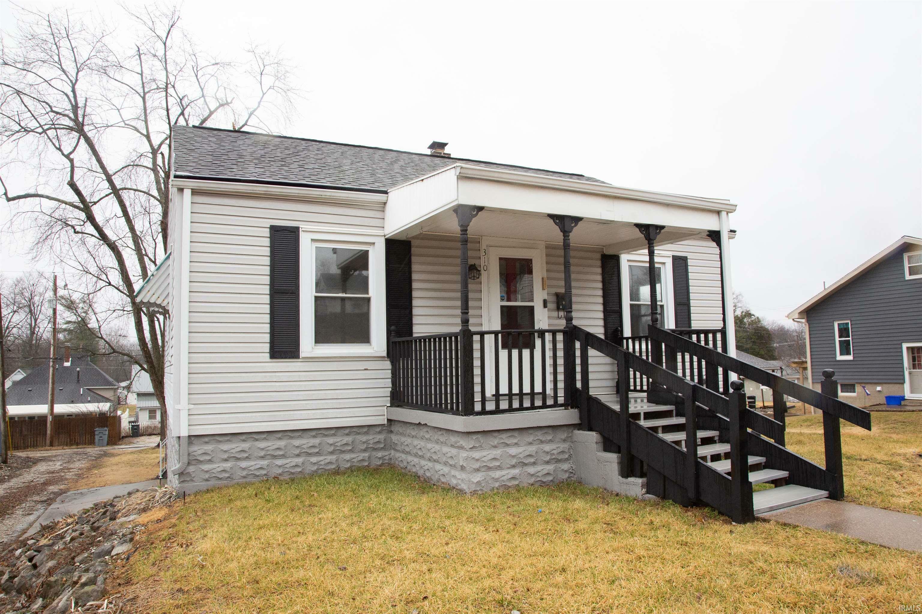 Property Photo:  310 Wills Avenue  IN 47712 