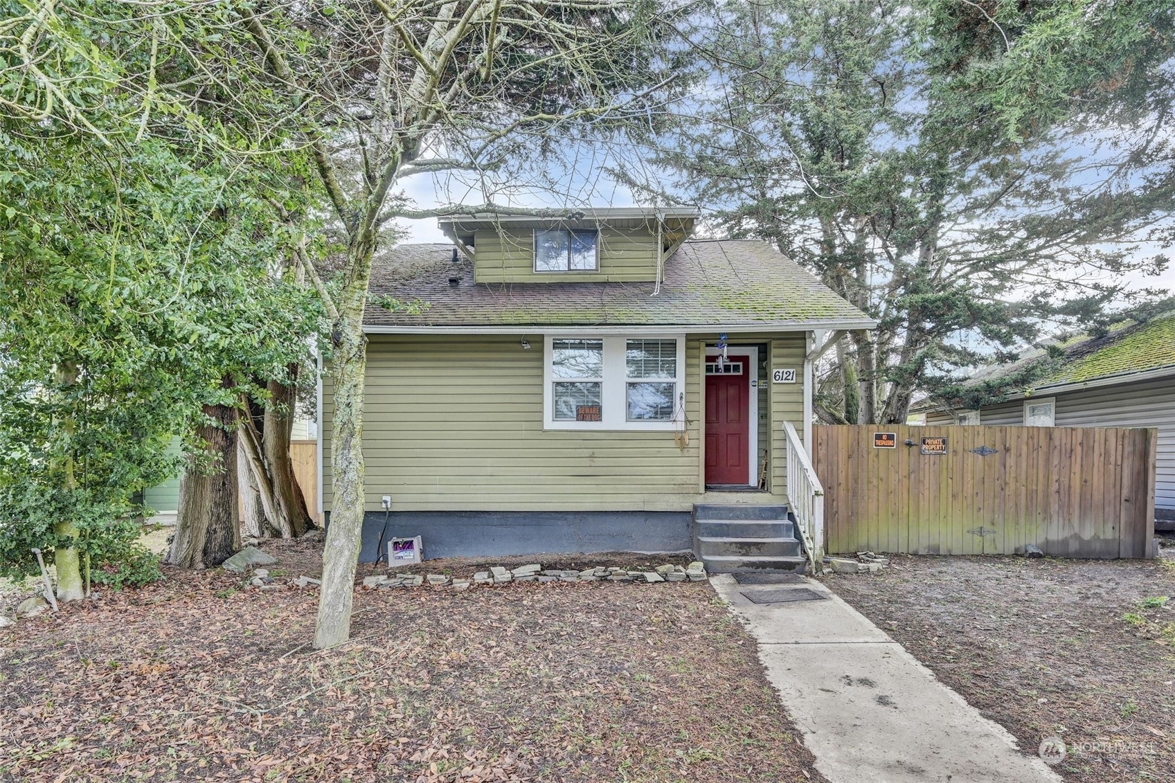 Property Photo:  6121 S Park Avenue  WA 98408 