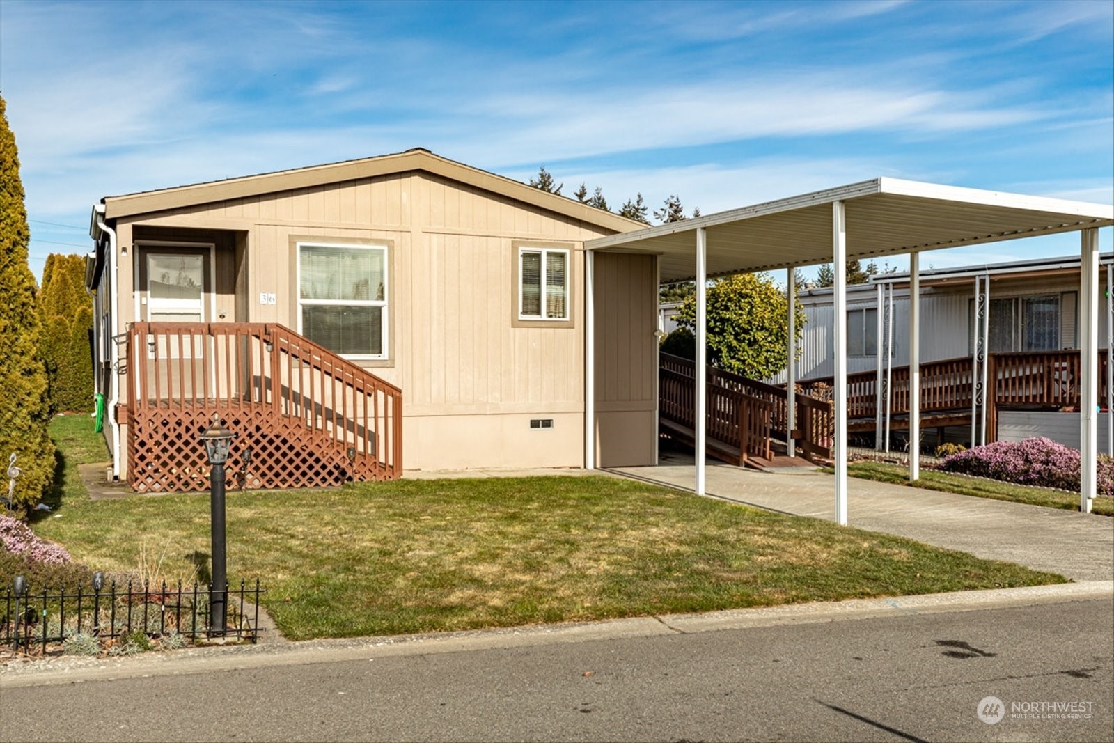 Property Photo:  225 NE Ernst Street 36  WA 98277 