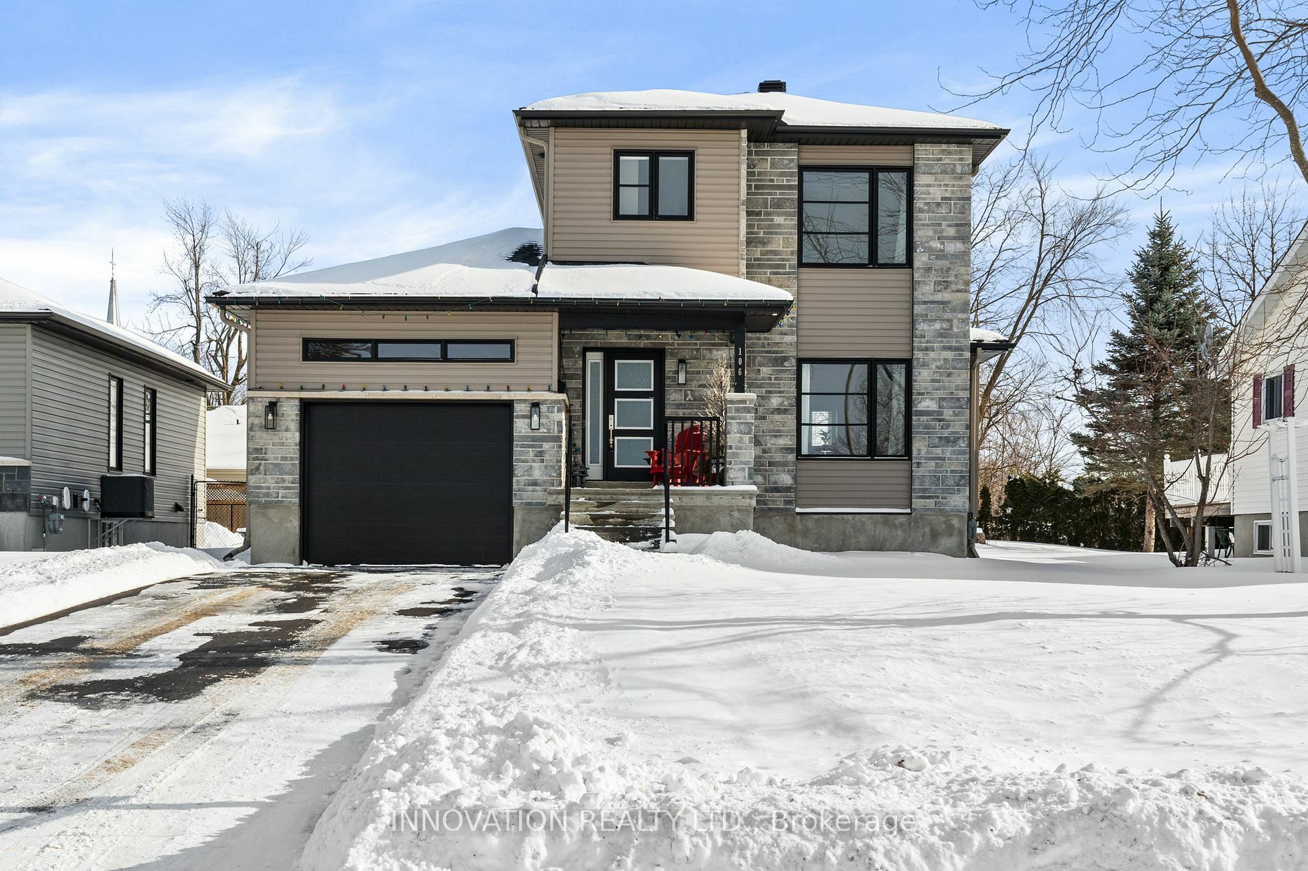 Property Photo:  106 Alma St W  ON K0J 1J0 