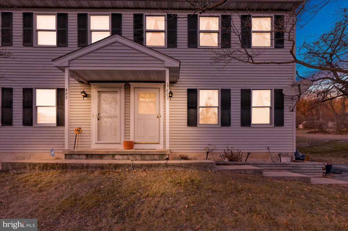 Property Photo:  400 Grove Avenue  PA 19540 