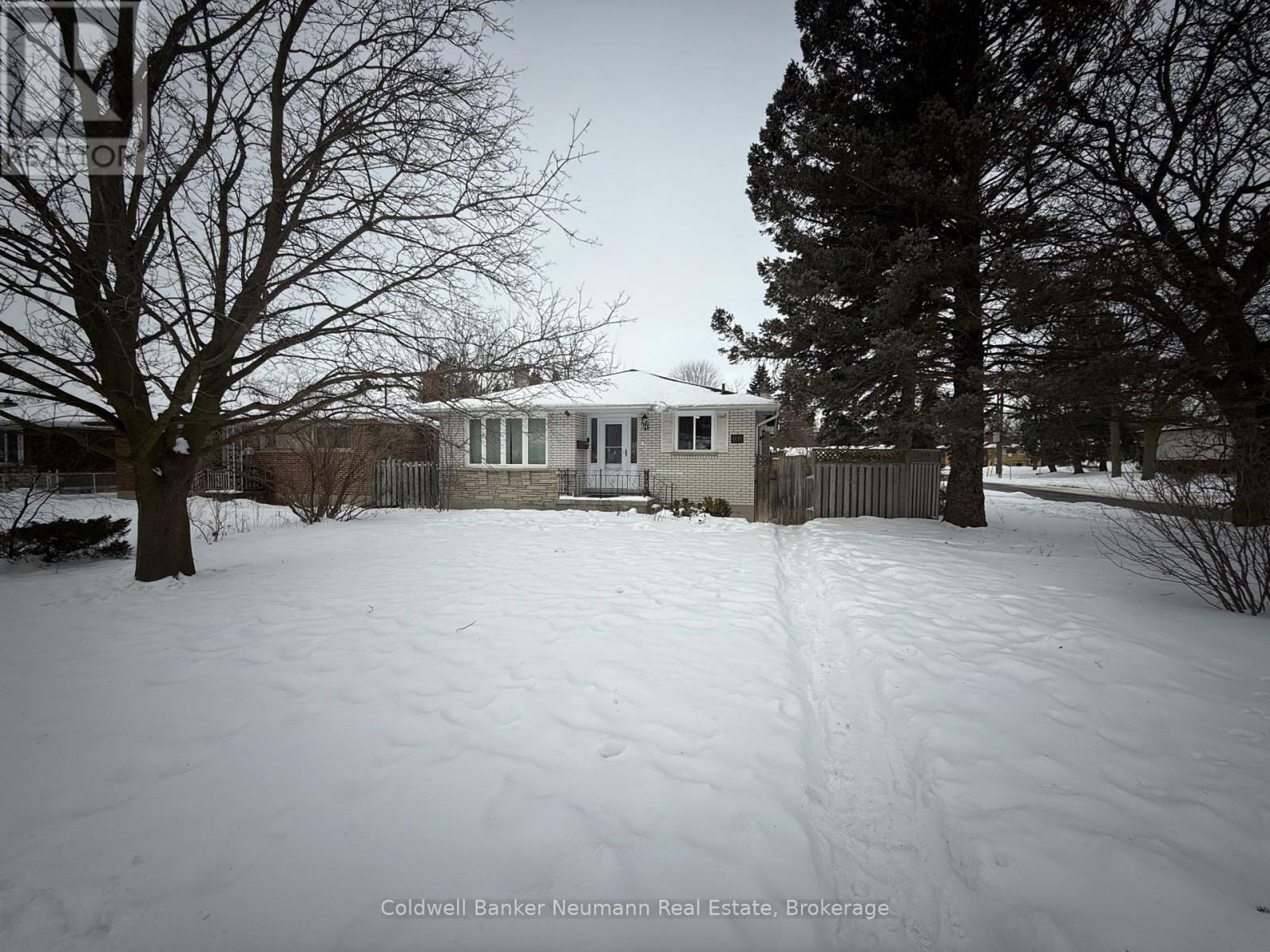 Property Photo: 88 Glenburnie Drive ON N1E 4C6