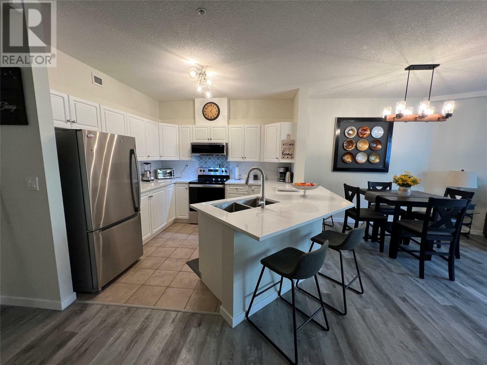 Property Photo: 1088 Sunset Drive 309 BC V1Y 9W1