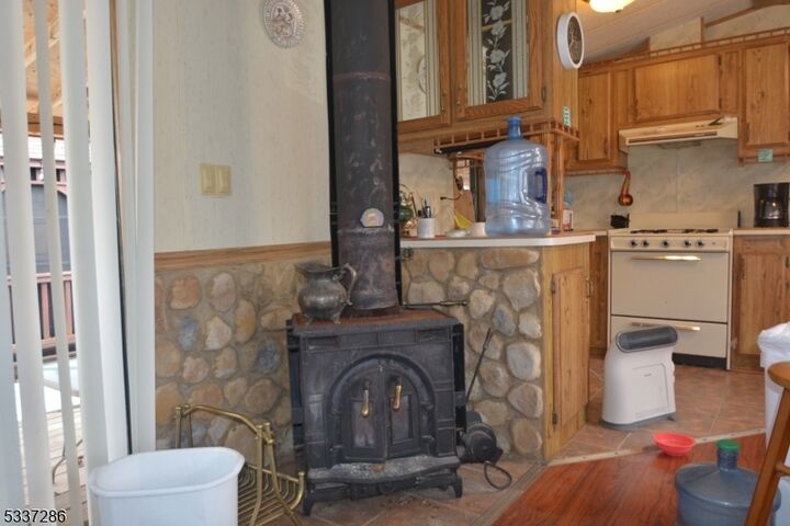 Property Photo:  42 Elm Village  NJ 07461 