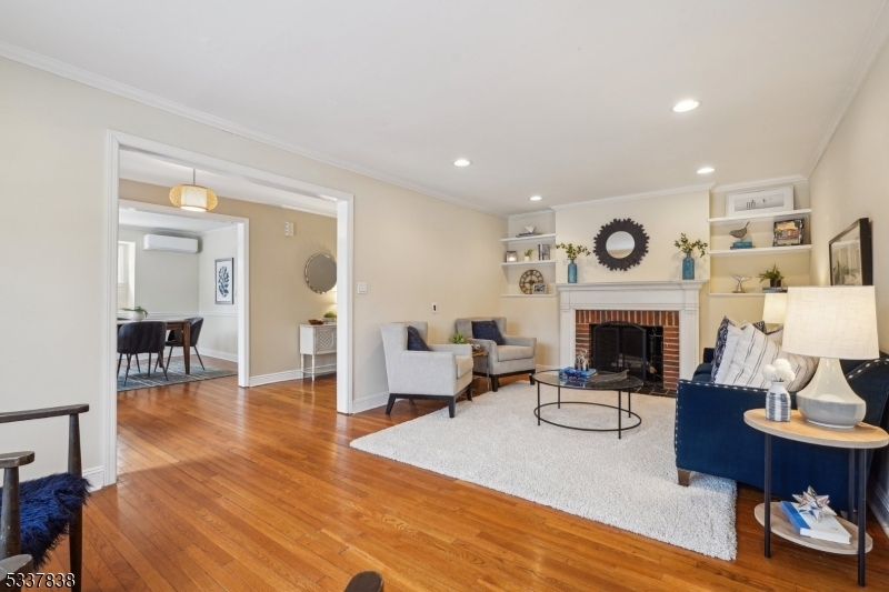 Property Photo:  20 Kendal Ave  NJ 07040 