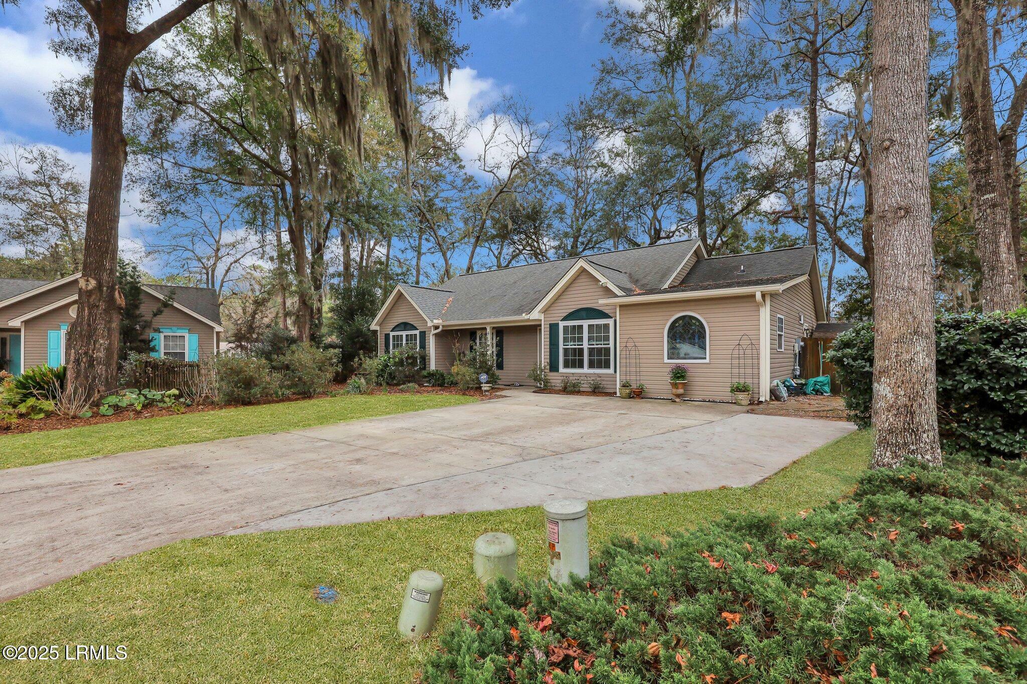 Property Photo:  5 Flora Circle  SC 29907 