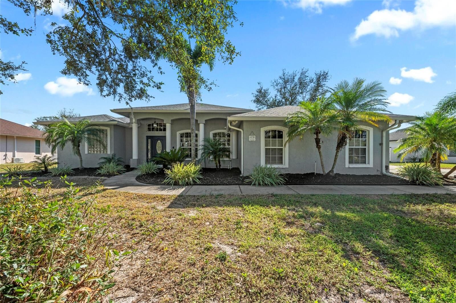 Property Photo: 14730 1st Avenue E FL 34212