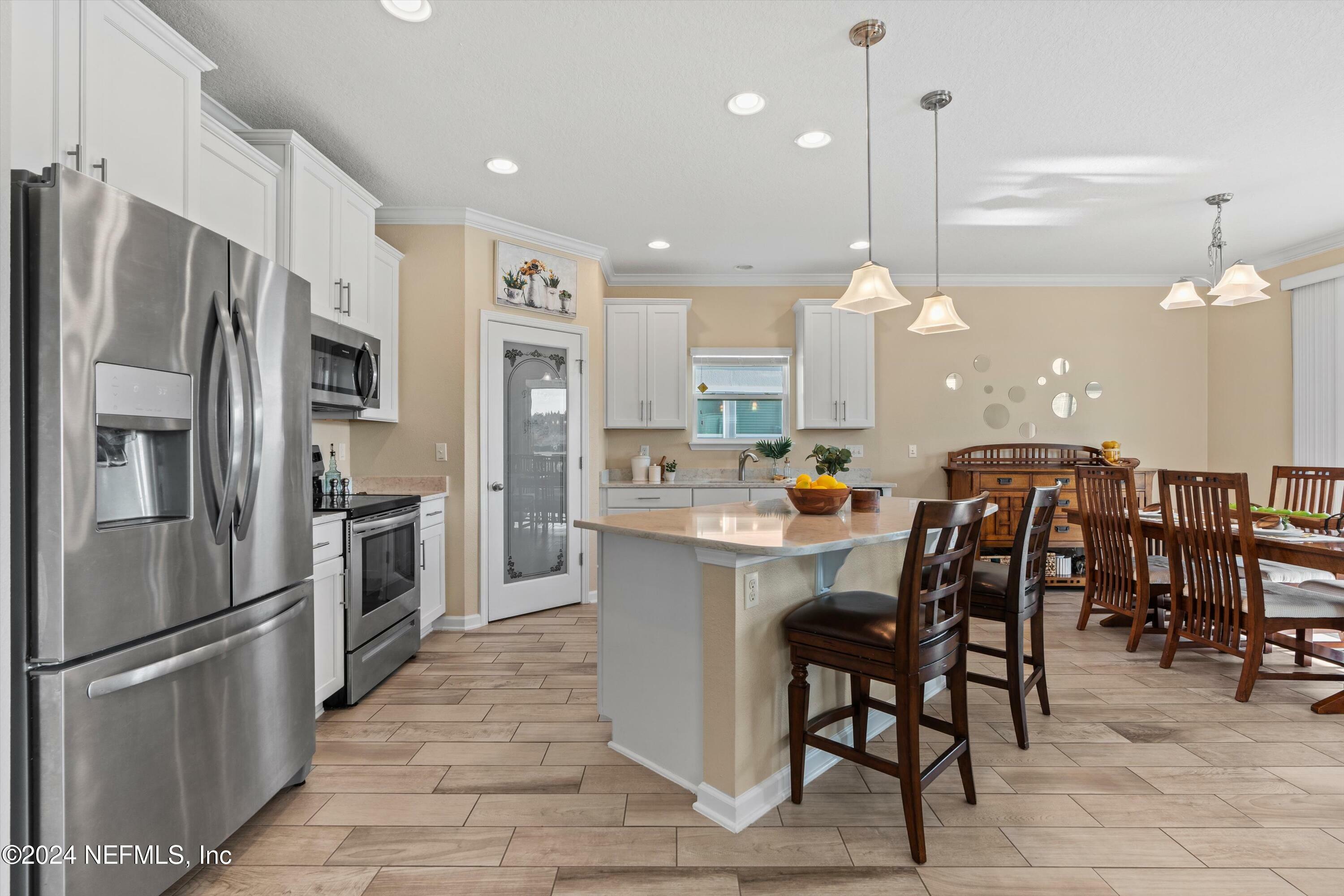 Property Photo: 8154 Cape Fox Drive FL 32222