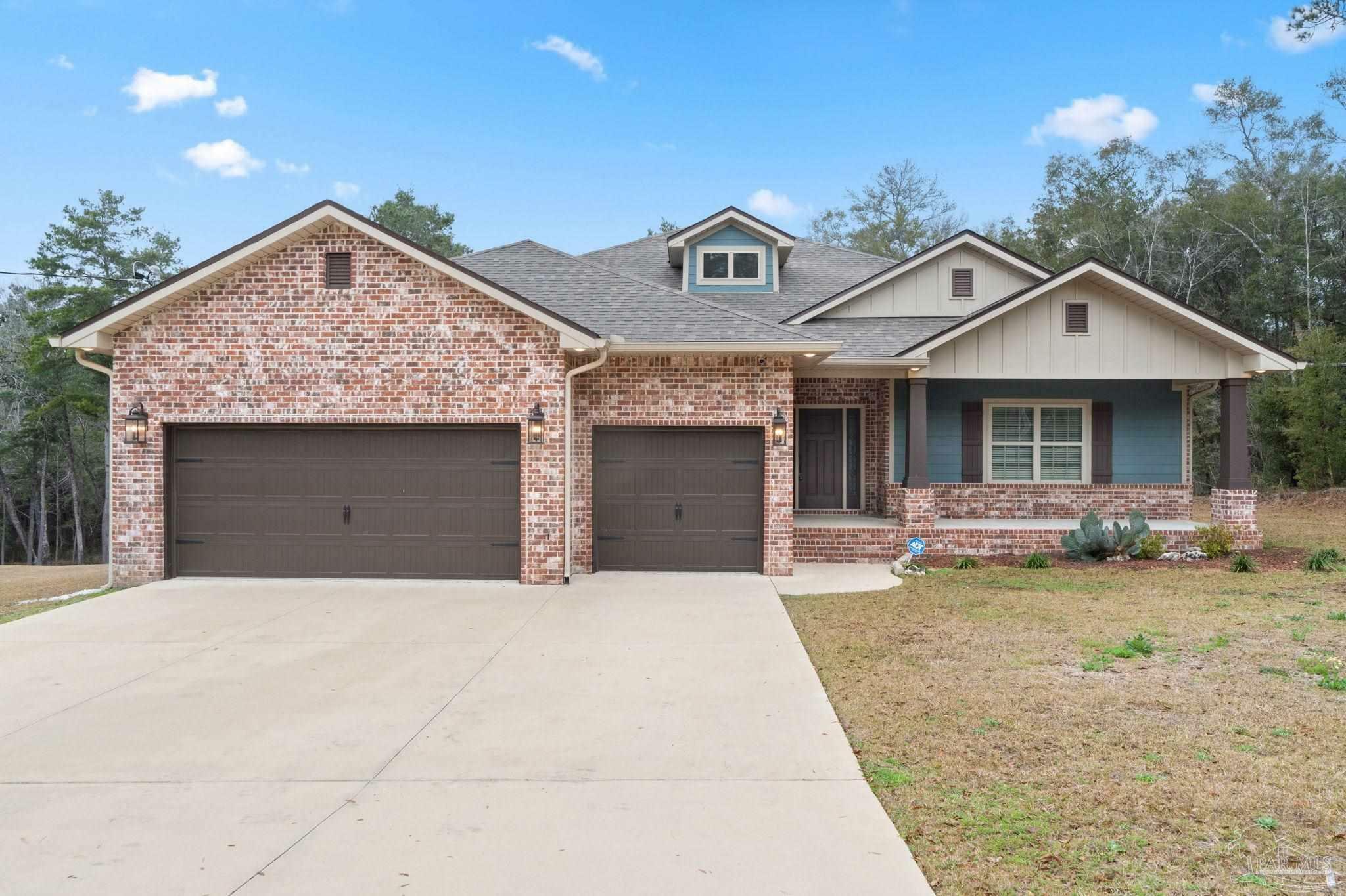 Property Photo: 6070 Clear Creek Rd FL 32570