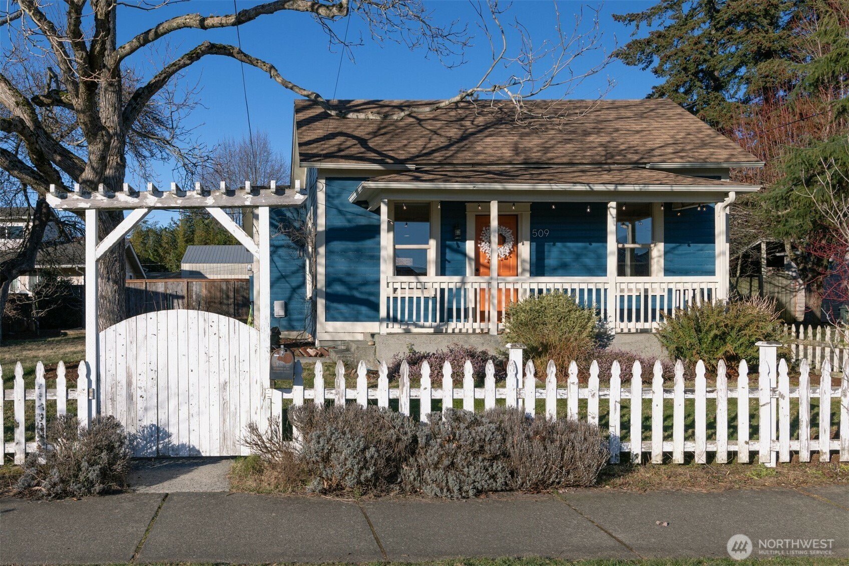 Property Photo:  509  Carolina Street  WA 98225 