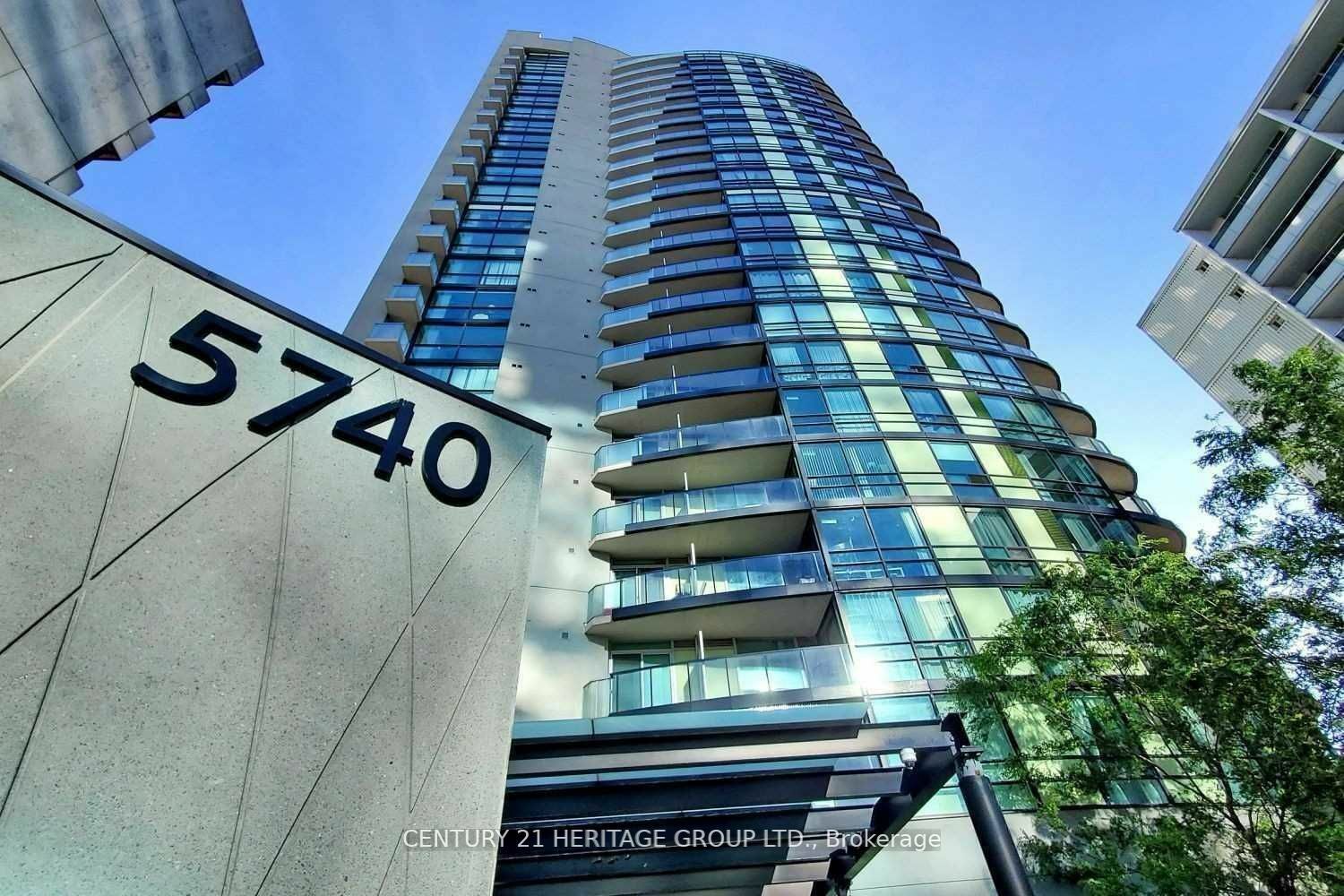 Property Photo:  5740 Yonge St 2206  ON M2M 0B1 