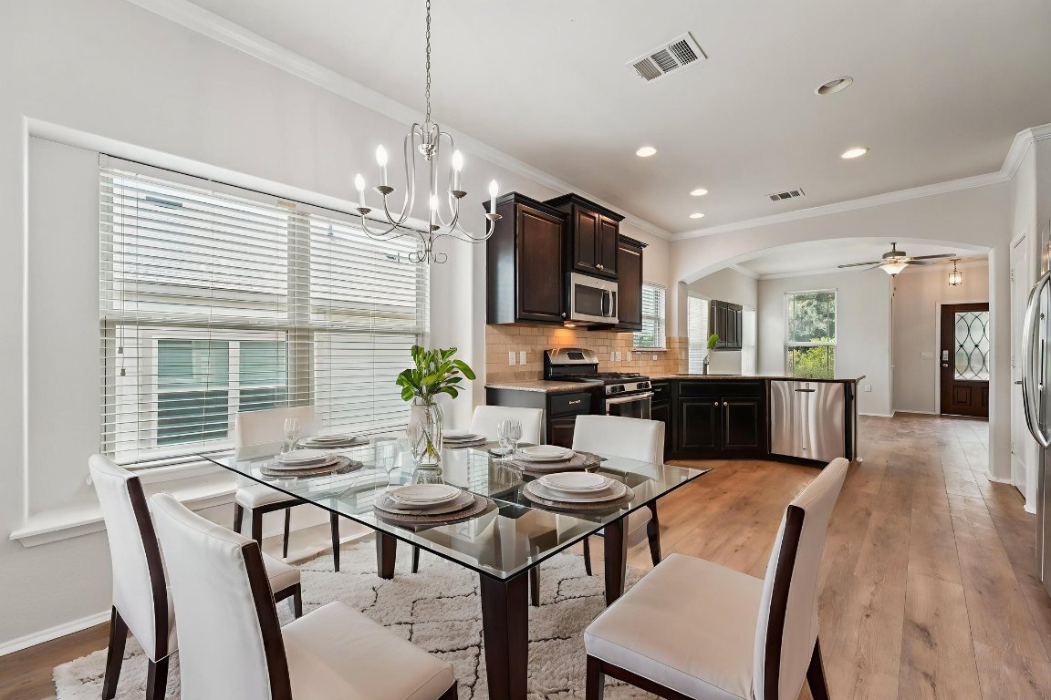 Property Photo: 10017 Pinnacle Crest Loop TX 78747