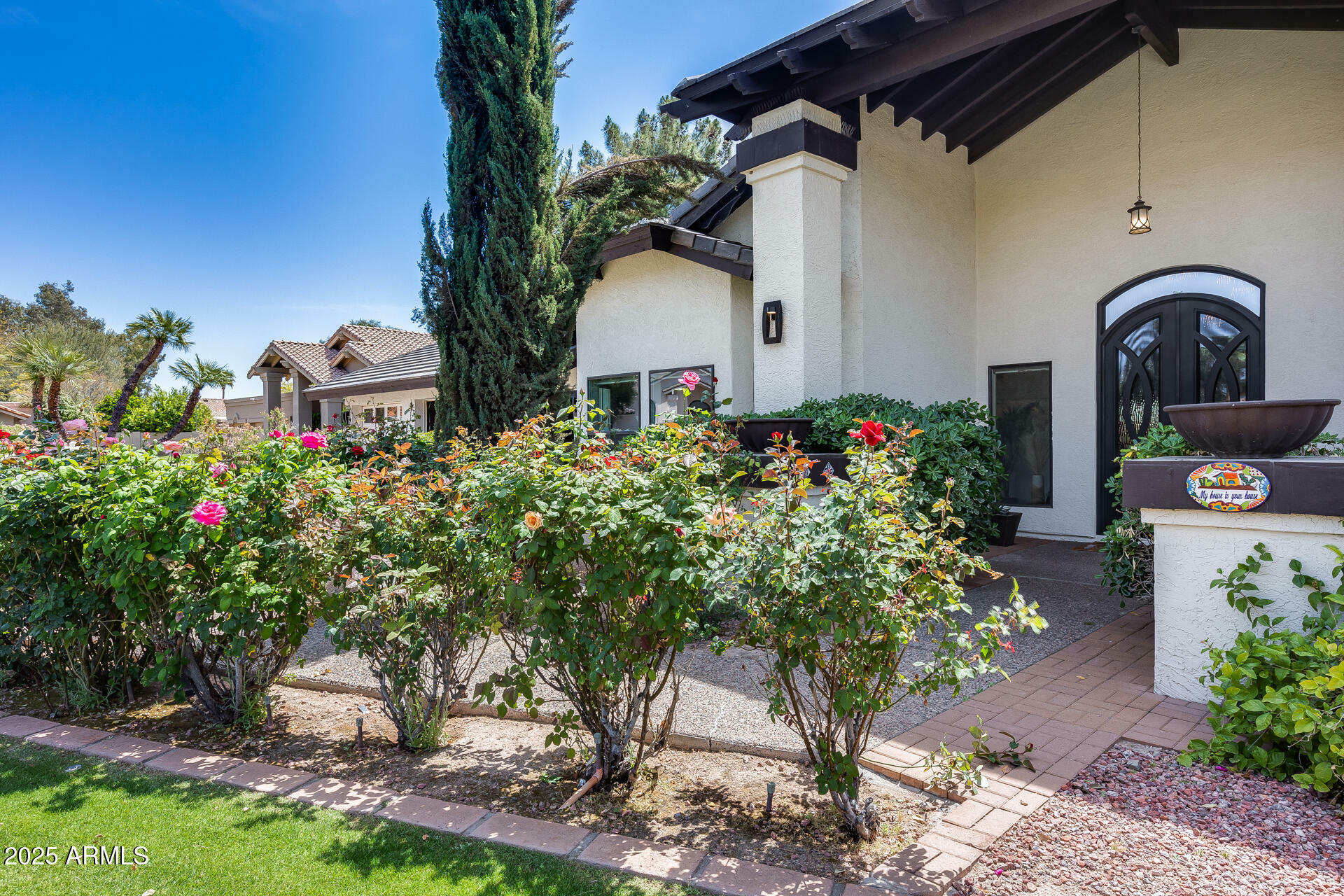 Property Photo: 9921 E Doubletree Ranch Road AZ 85258