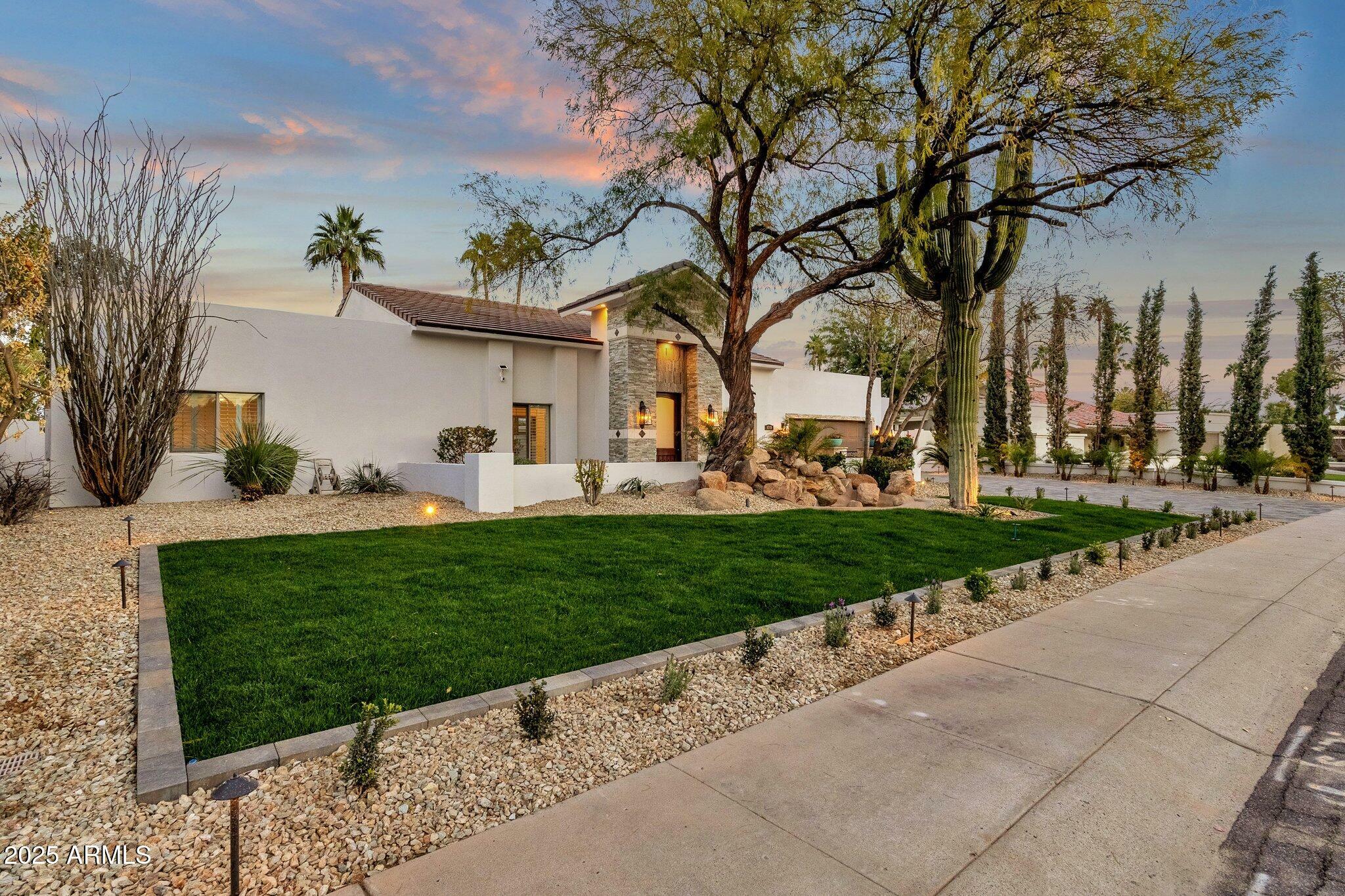 Property Photo: 8713 N 80th Place AZ 85258