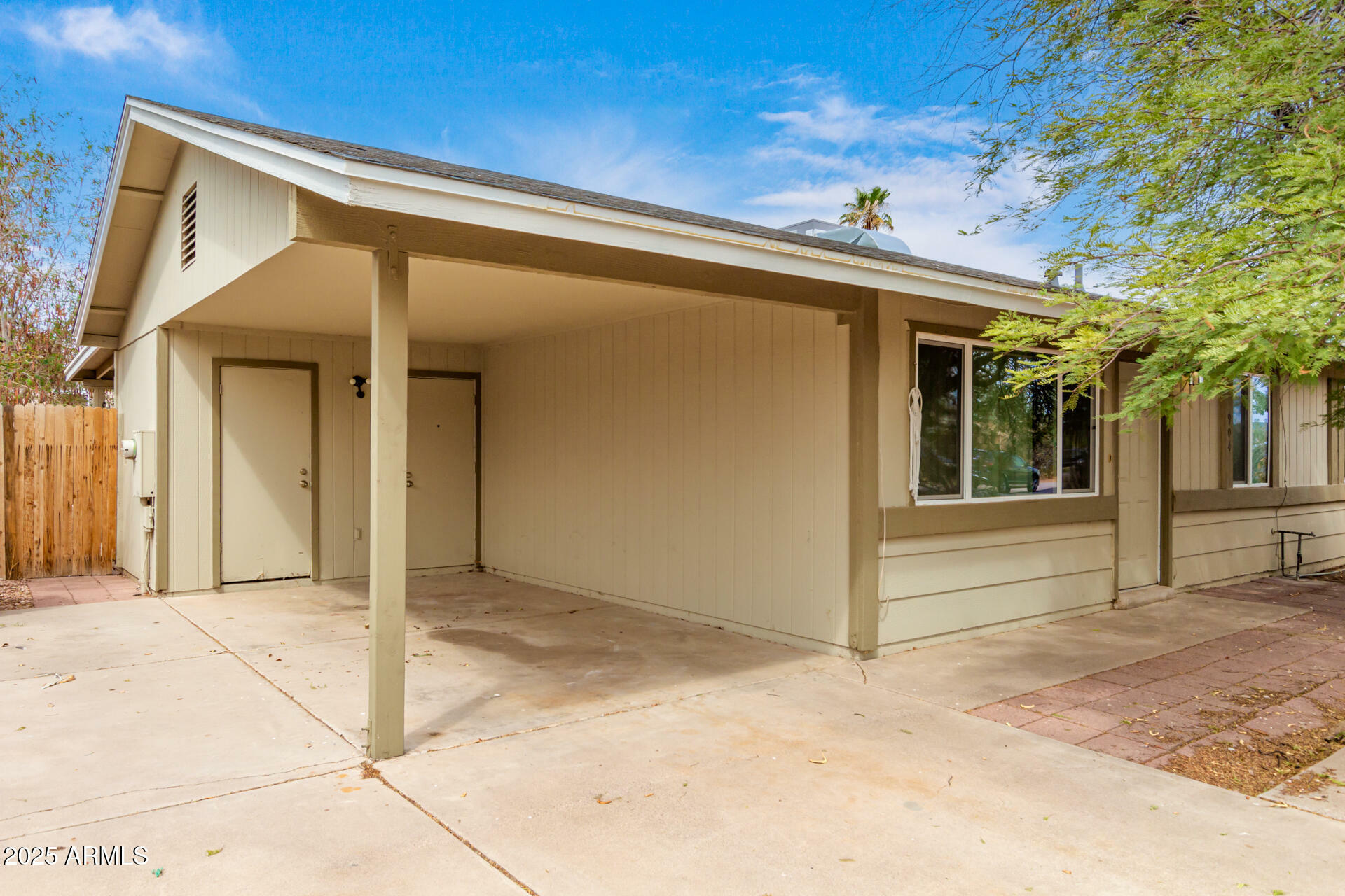 Property Photo:  904 W Tulane Drive  AZ 85283 