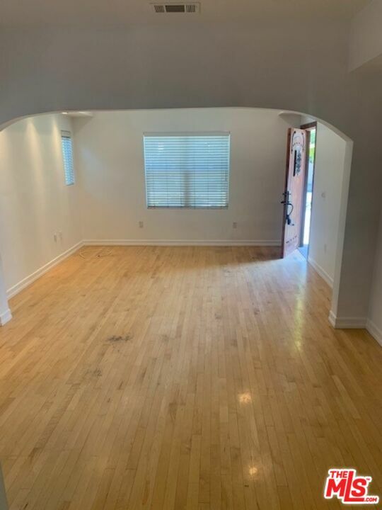 Property Photo:  1033 N Martel Ave  CA 90046 