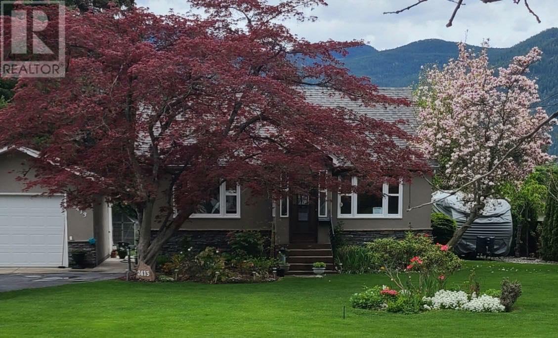 2413 10th Avenue  Castlegar BC V1N 3A1 photo