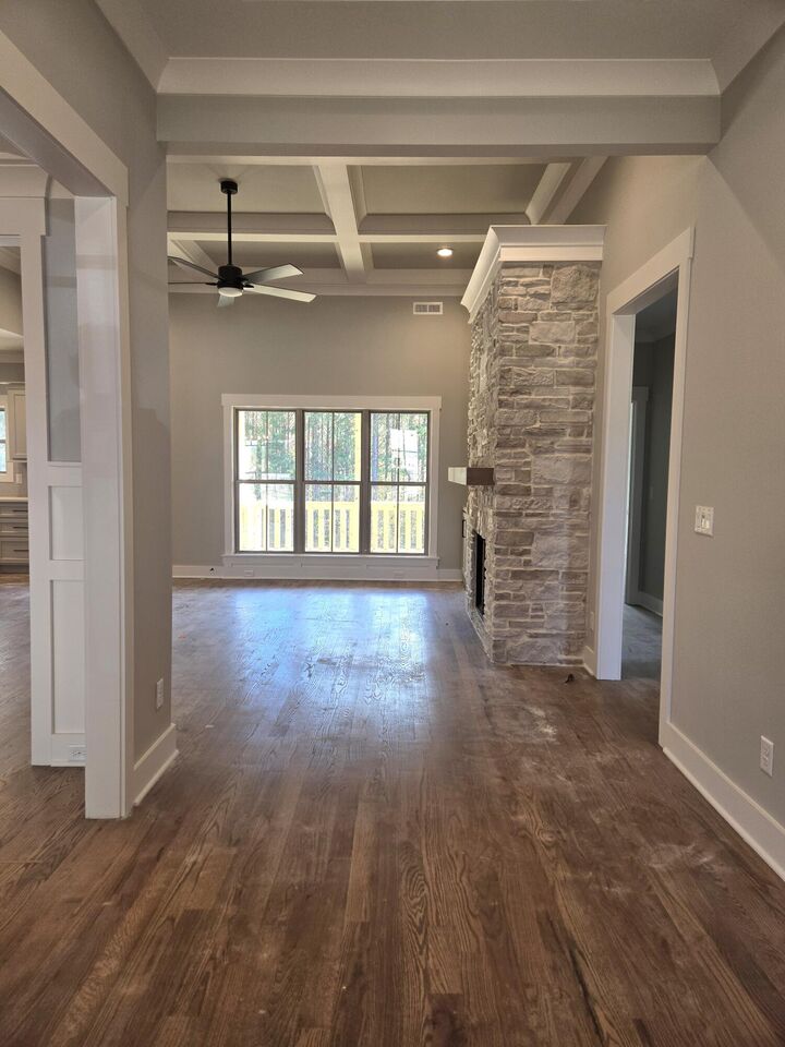 Property Photo: 1646 Ritz Way TN 37379