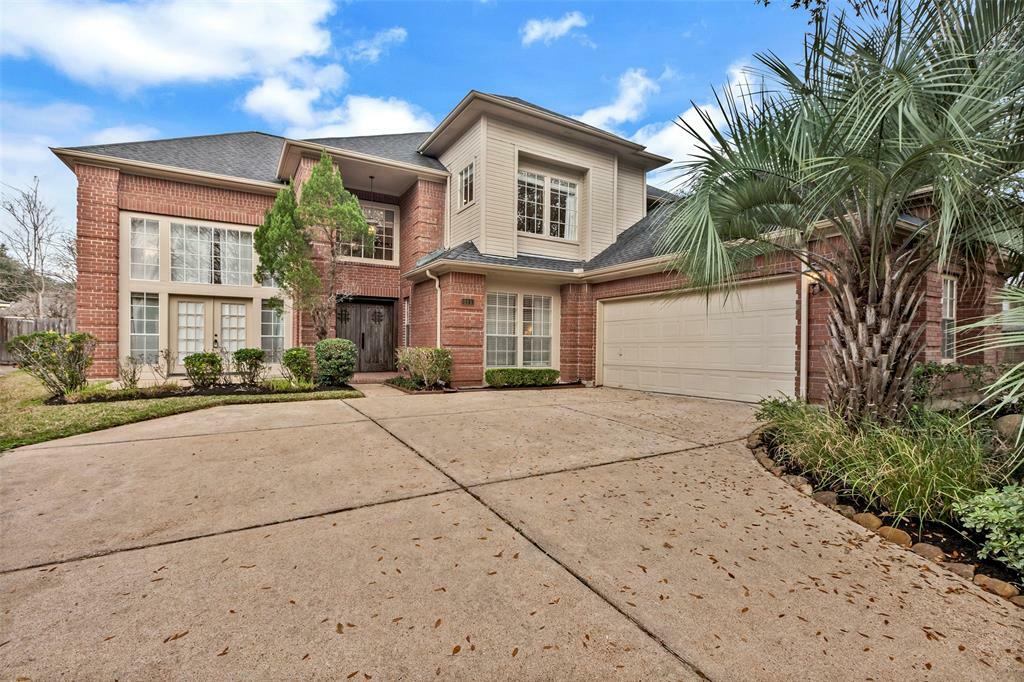 Property Photo:  211 Whisper Ridge Place  TX 77479 