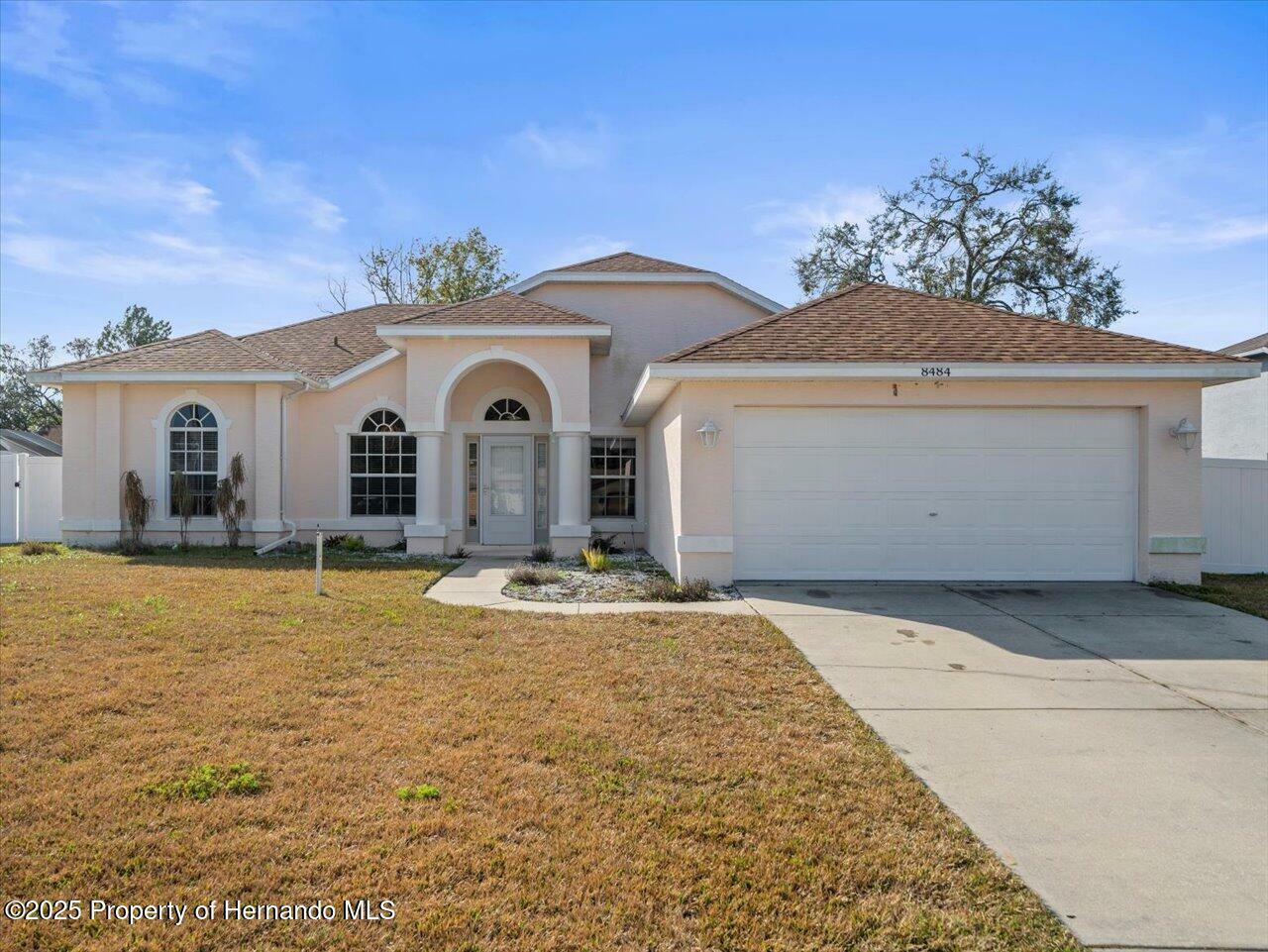 Property Photo: 8484 Annapolis Road FL 34608