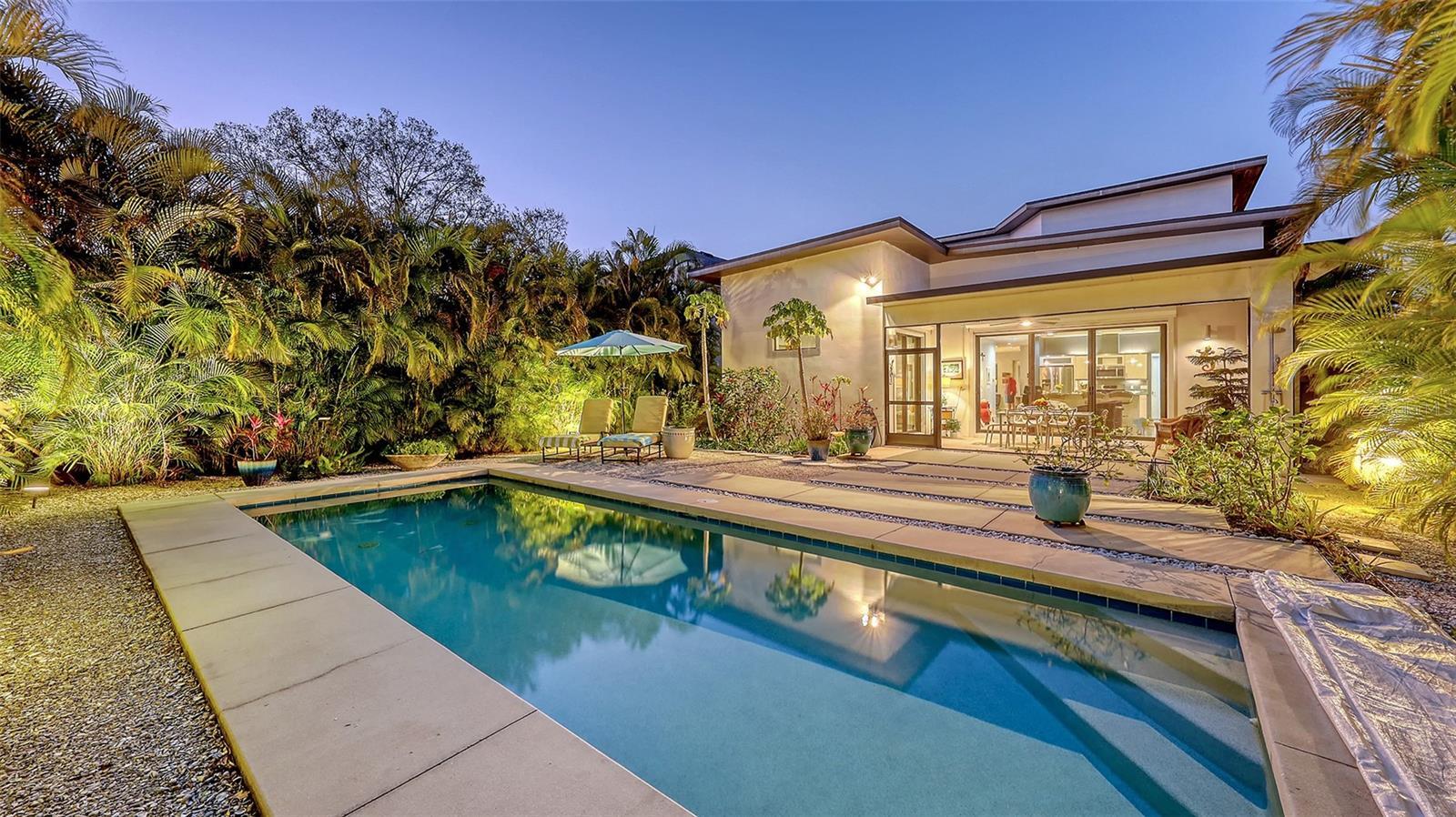 Property Photo: 2434 Wood Street FL 34237
