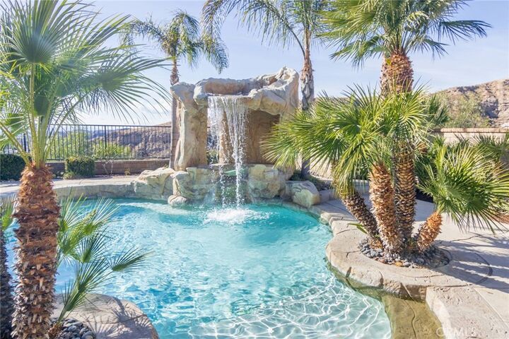 Property Photo: 29547 Big Bend Place CA 91387