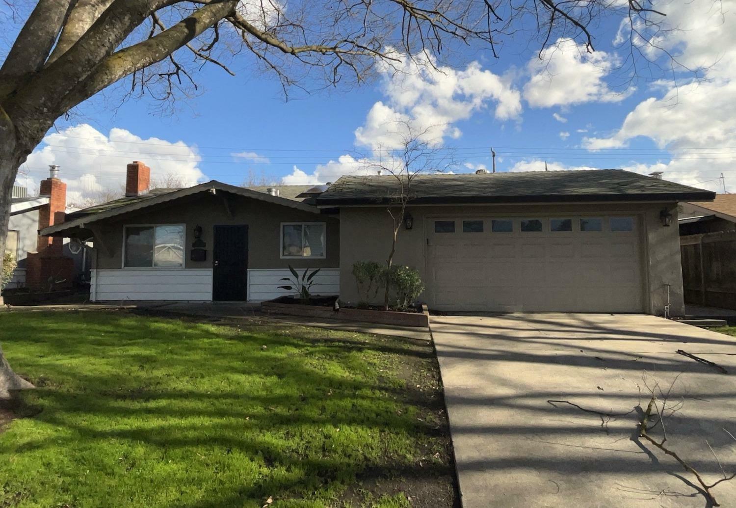 Property Photo:  7907 Peppertree Drive  CA 95207 