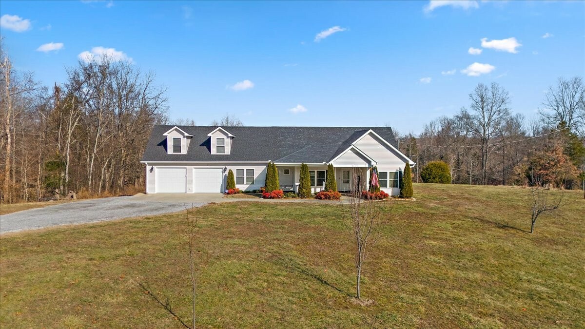 Property Photo:  1221 Breeden Rd  TN 37036 