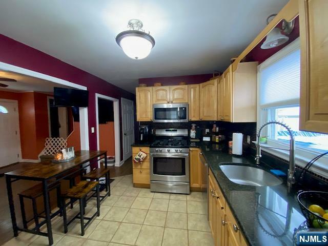 Property Photo: 83 Burnside Place NJ 07420