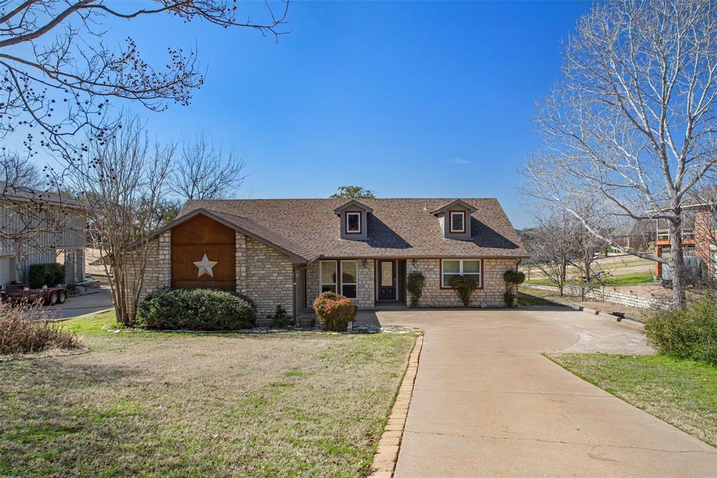 Property Photo:  4025 Fairway Drive  TX 76049 