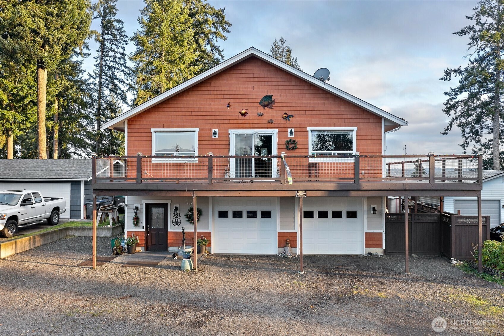 Property Photo:  361 E Treasure Island Drive  WA 98524 