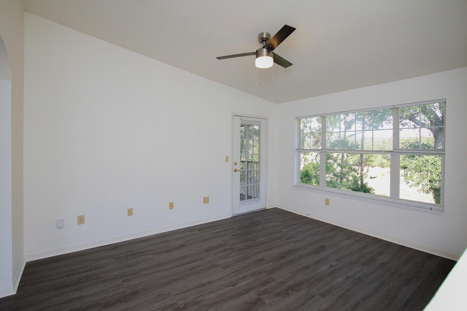 Property Photo: 29215 Harbour Vista Circle FL 32080